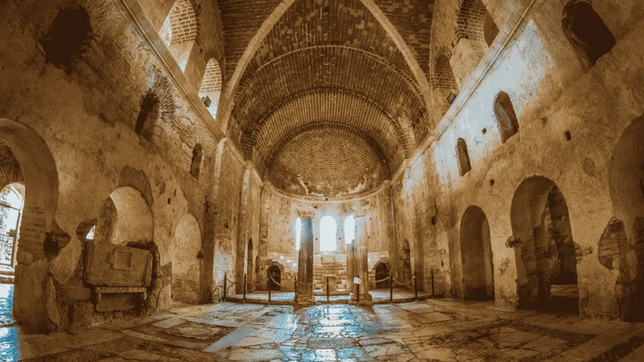 NOEL BABA’NIN KİLİSESİ UNESCO ADAYI OLUYOR