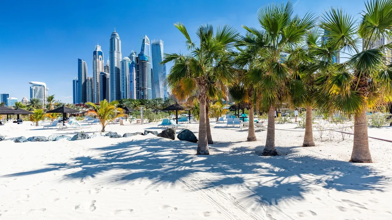 KUMDAN ALTINA: DUBAİ’NİN RE-BRANDING SERÜVENİ