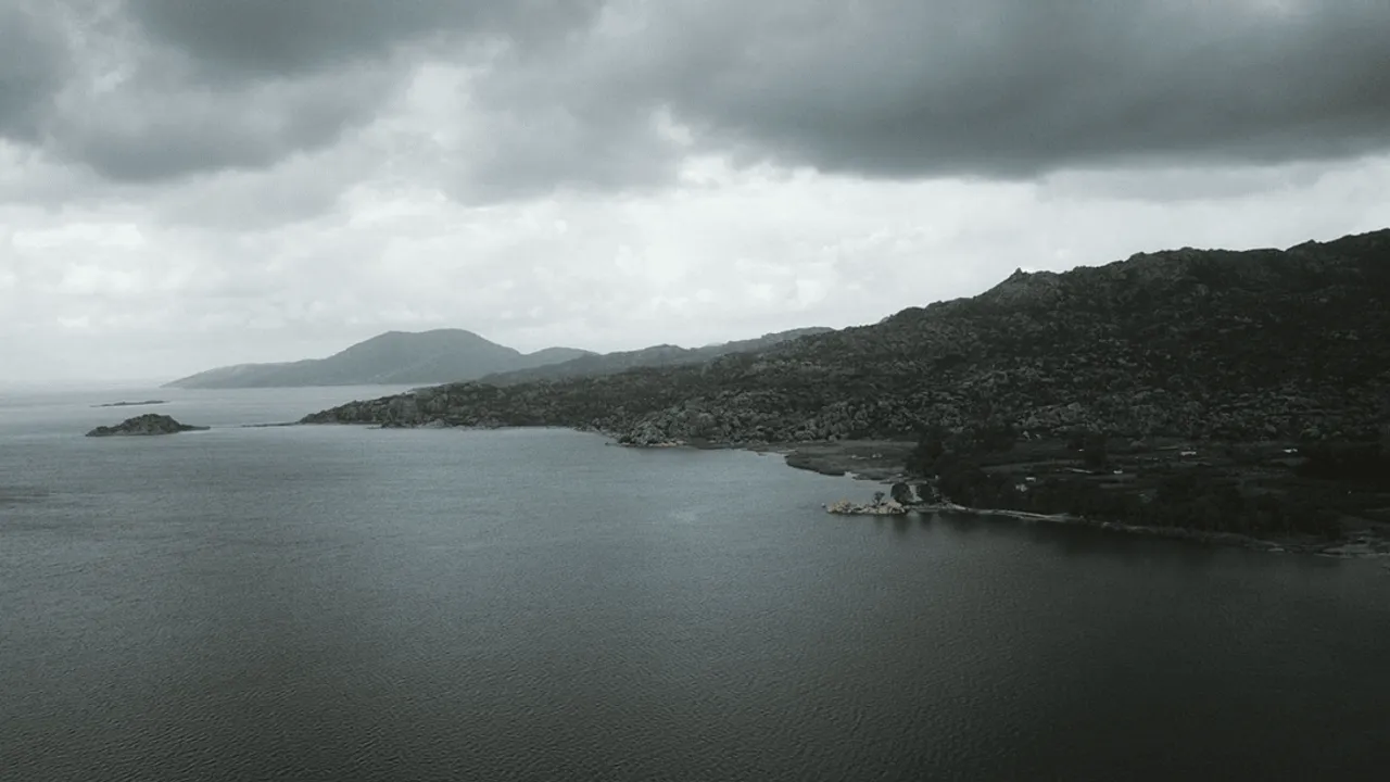 YAĞIŞLAR SONRASI EGE'NİN EN BÜYÜK GÖLÜNDE TOPARLANMA GÖZLENDİ