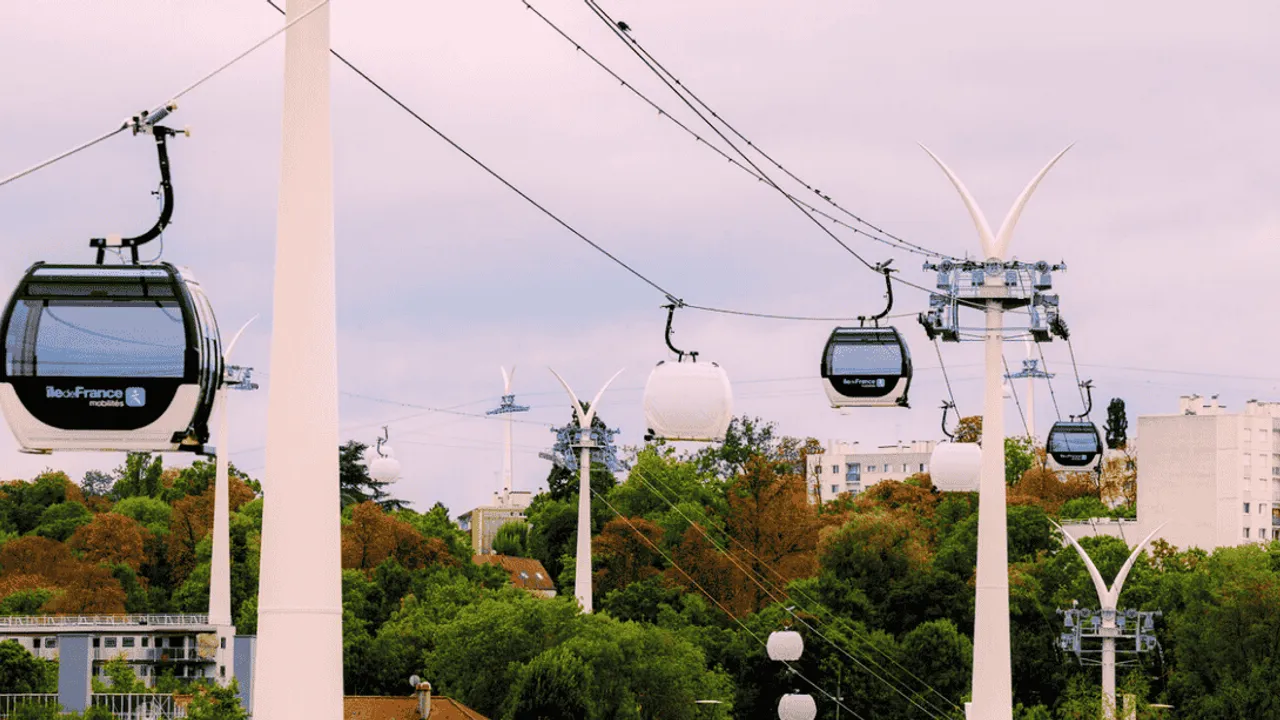DÜNYANIN EN UZUN TELEFERİĞİ AÇILDI