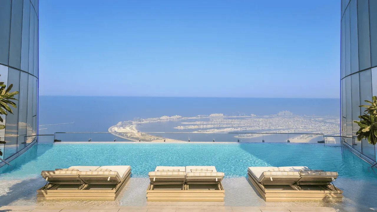 DÜNYANIN EN YÜKSEK OTELİ DUBAI’DE AÇILDI