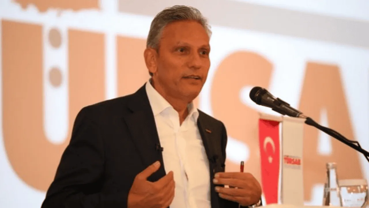 FİRUZ BAĞLIKAYA YENİDEN TÜRSAB BAŞKANLIĞI'NA SEÇİLDİ