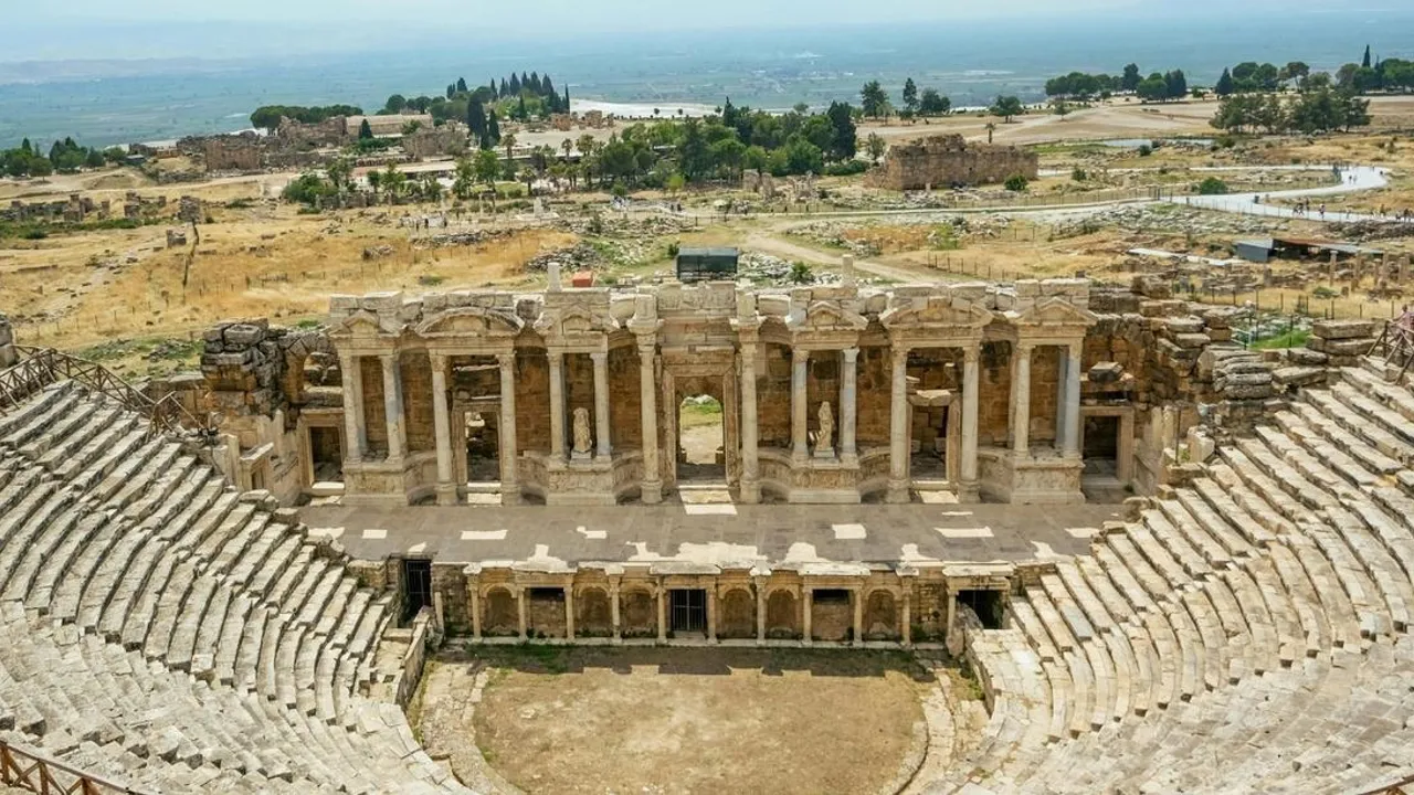 BAYRAMDA MÜZE VE ÖREN YERLERİNİ 1,5 MİLYON KİŞİ ZİYARET ETTİ