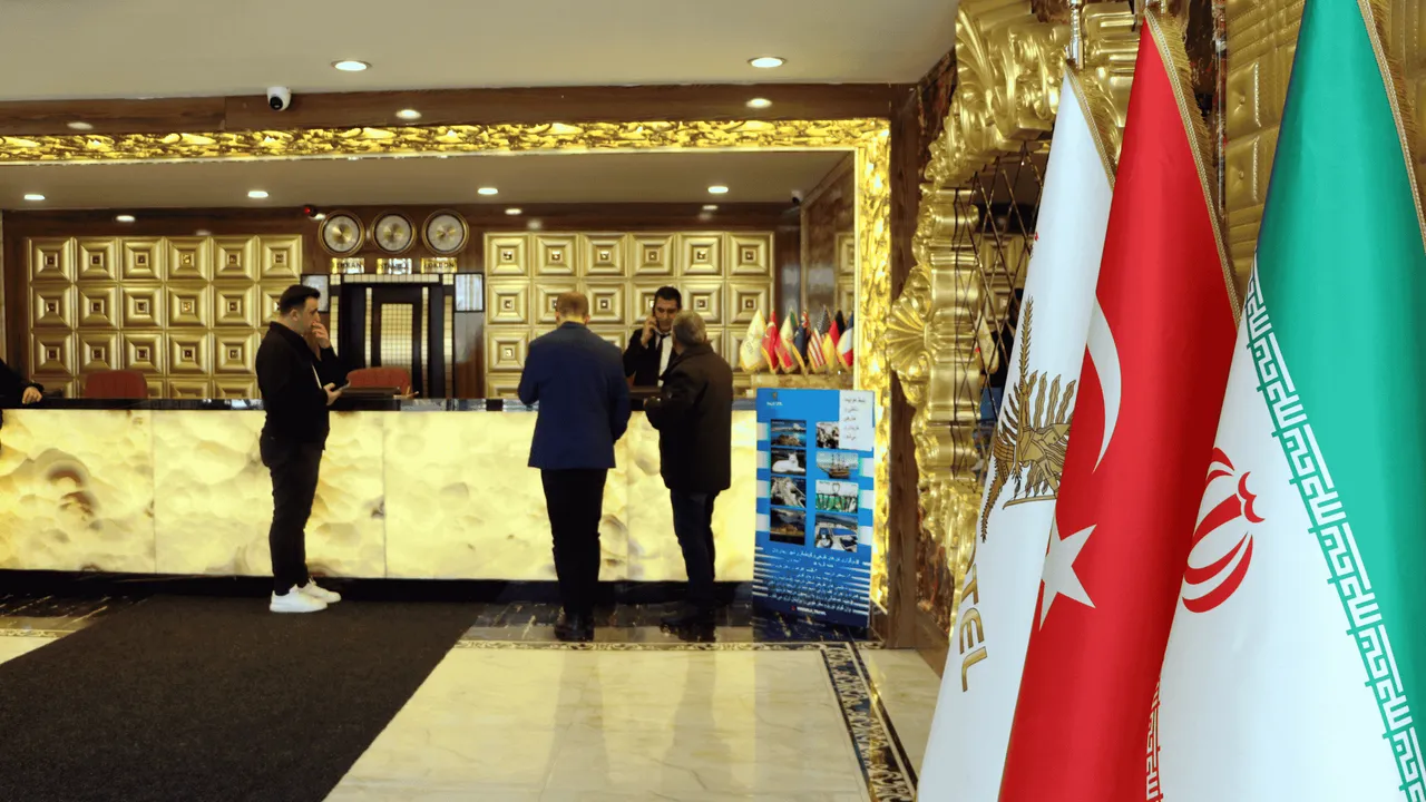 İRAN PAZARI DURDU, VAN’DAKİ OTELLER BOŞ KALDI