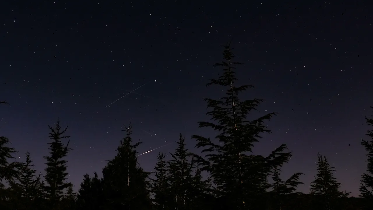 PERSEİD METEOR YAĞMURU TÜRKİYE'NİN DÖRT BİR YANINDAN İZLENDİ