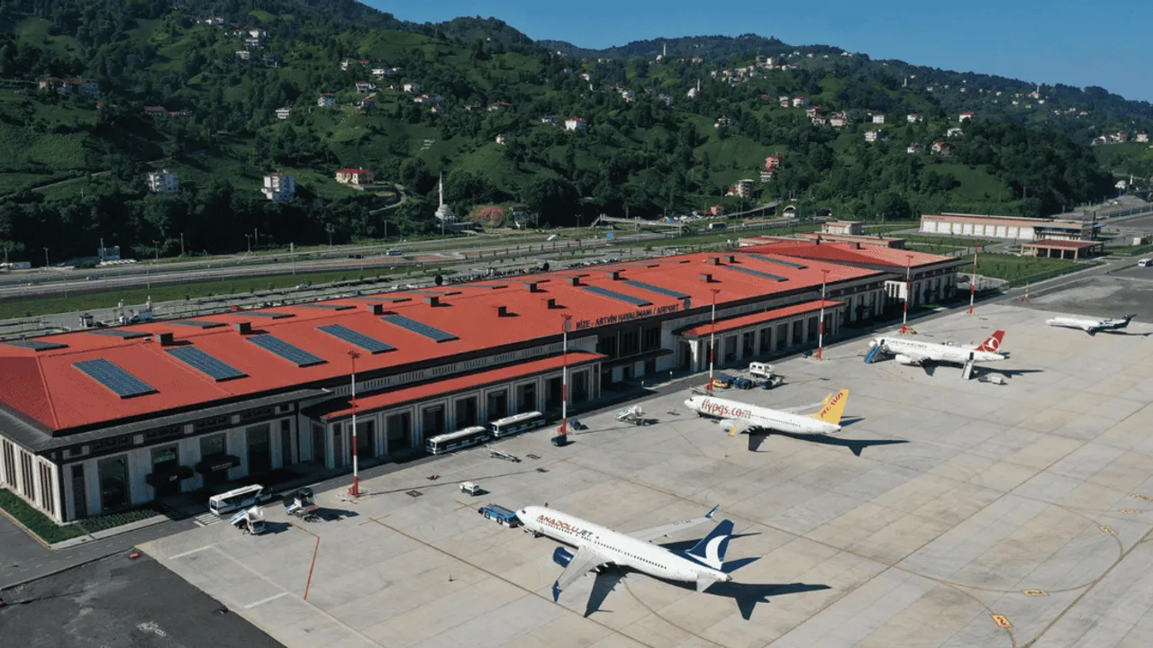 GÖKYÜZÜNDE YOĞUNLUK: OCAK-KASIM’DA 2,3 MİLYON UÇUŞ, 229 MİLYON YOLCU