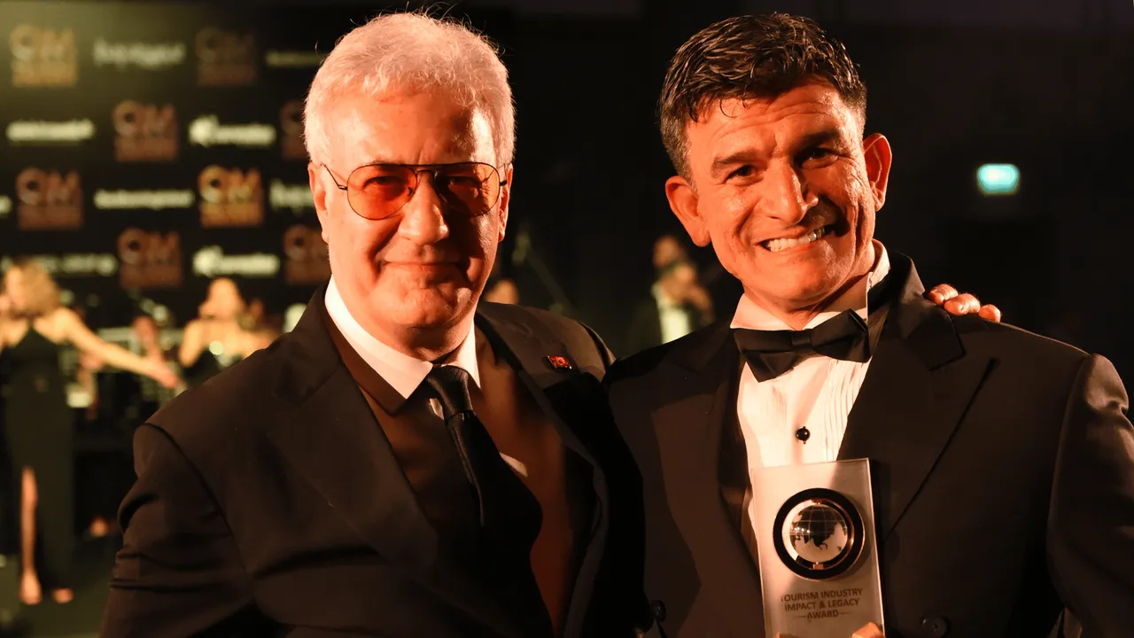 TURİZMİN YILDIZLARI QM AWARDS'TA PARLADI