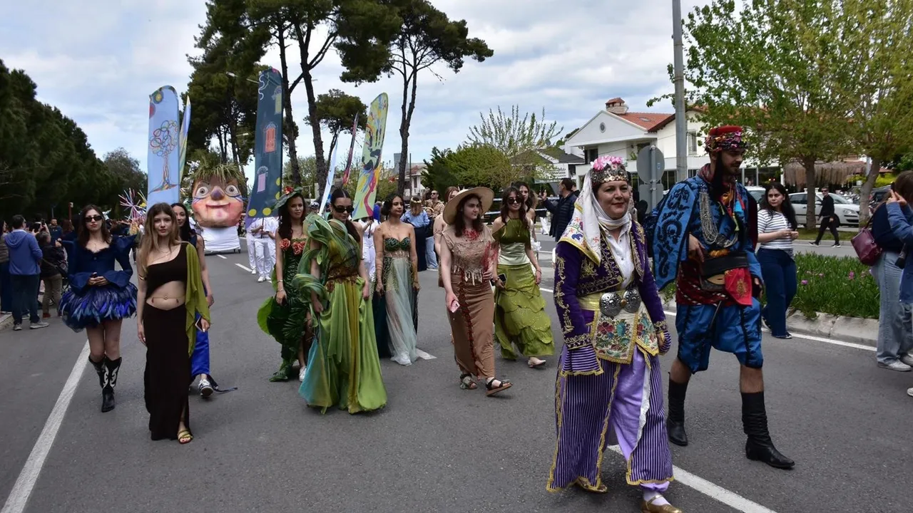 ALAÇATI OT FESTİVALİ’NDE GASTRONOMİ VE KÜLTÜR BULUŞTU
