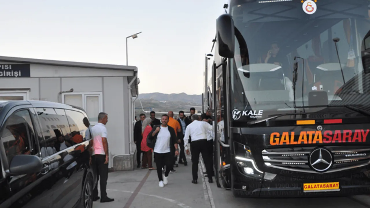 GALATASARAY, ANTALYA'YA GELDİ