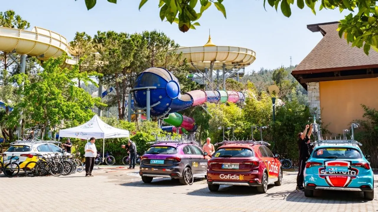 AQUA FANTASY AQUAPARK HOTEL TÜRKİYE BİSİKLET TURU’NA EV SAHİPLİĞİ YAPTI