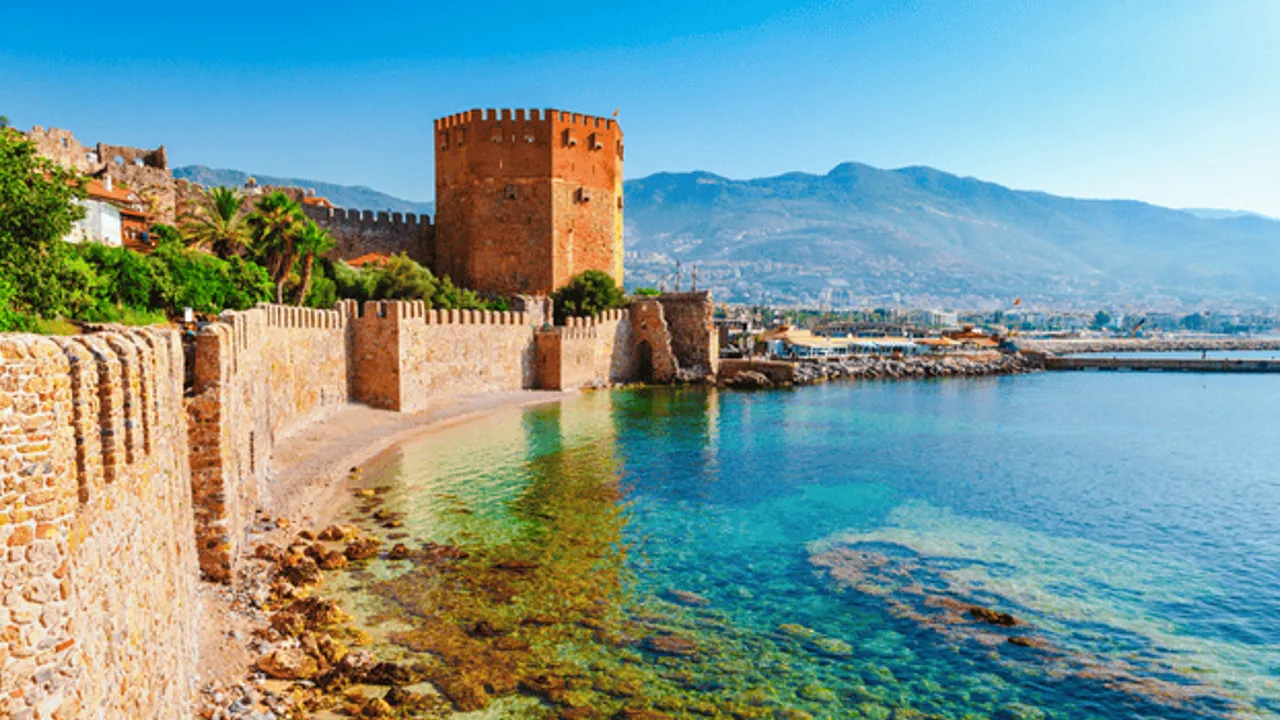 ALANYA'NIN SİMGELERİNE 44 BİN ZİYARETÇİ