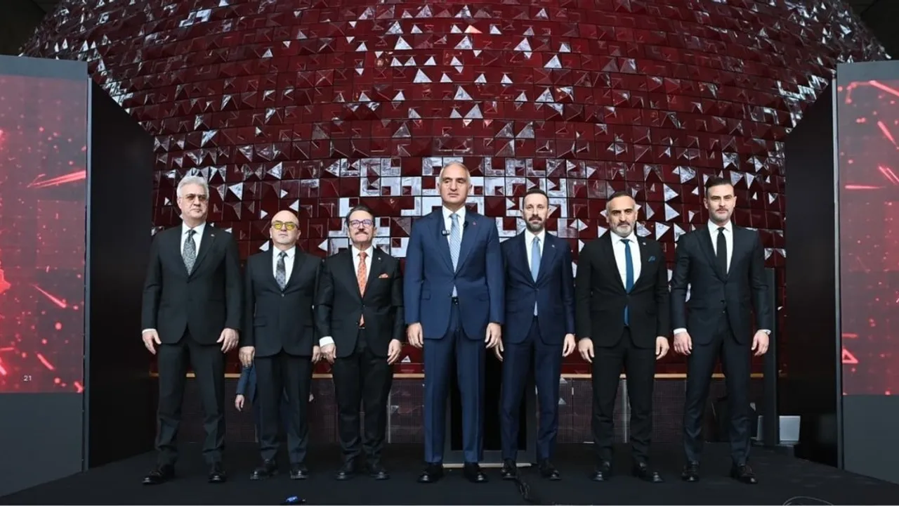 BAKAN ERSOY: 13 BİN ESER AİT OLDUĞU TOPRAKLARA GETİRİLDİ