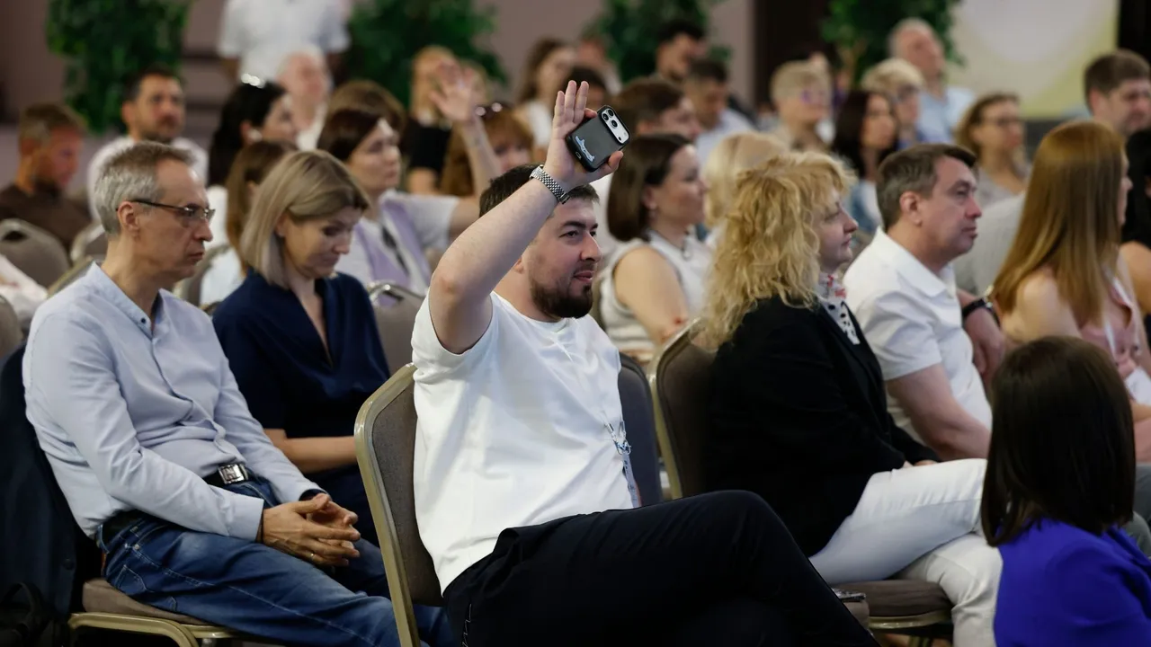 HELLOOTEL TURBOMARKETING TOURDOM CAMP’TE