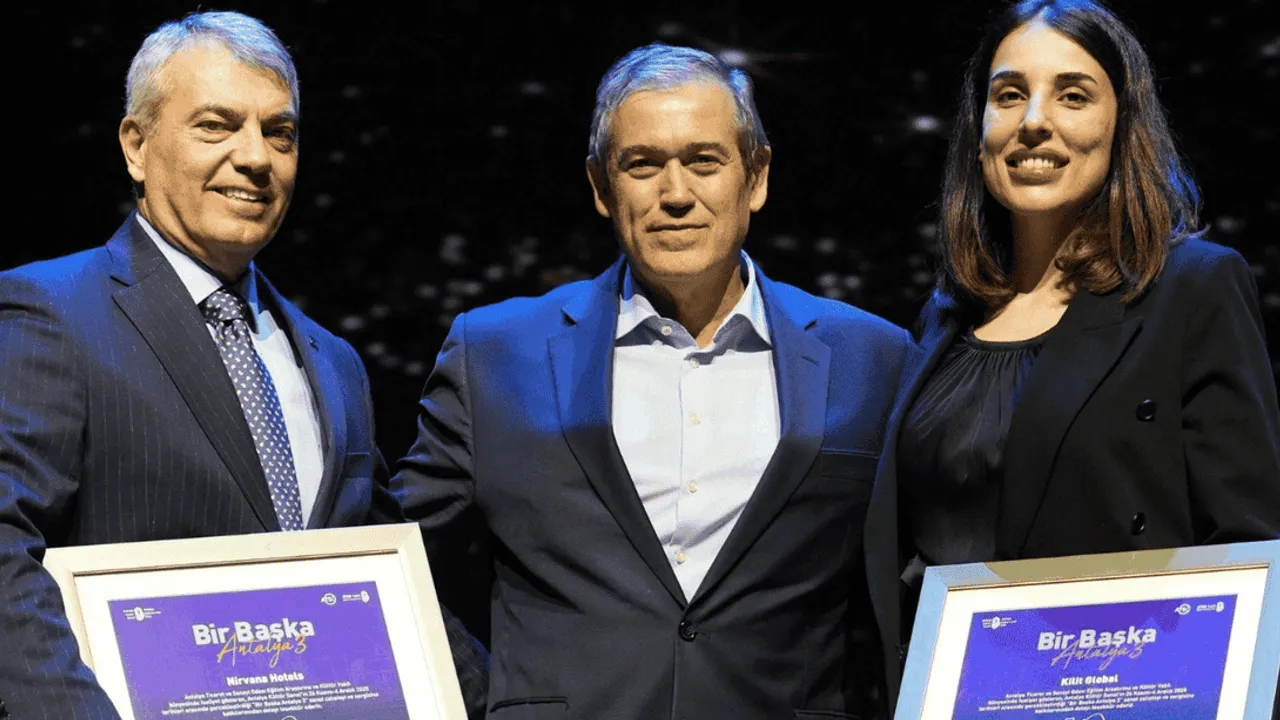 BİR BAŞKA ANTALYA 3 SANAT ÇALIŞTAYI SONA ERDİ