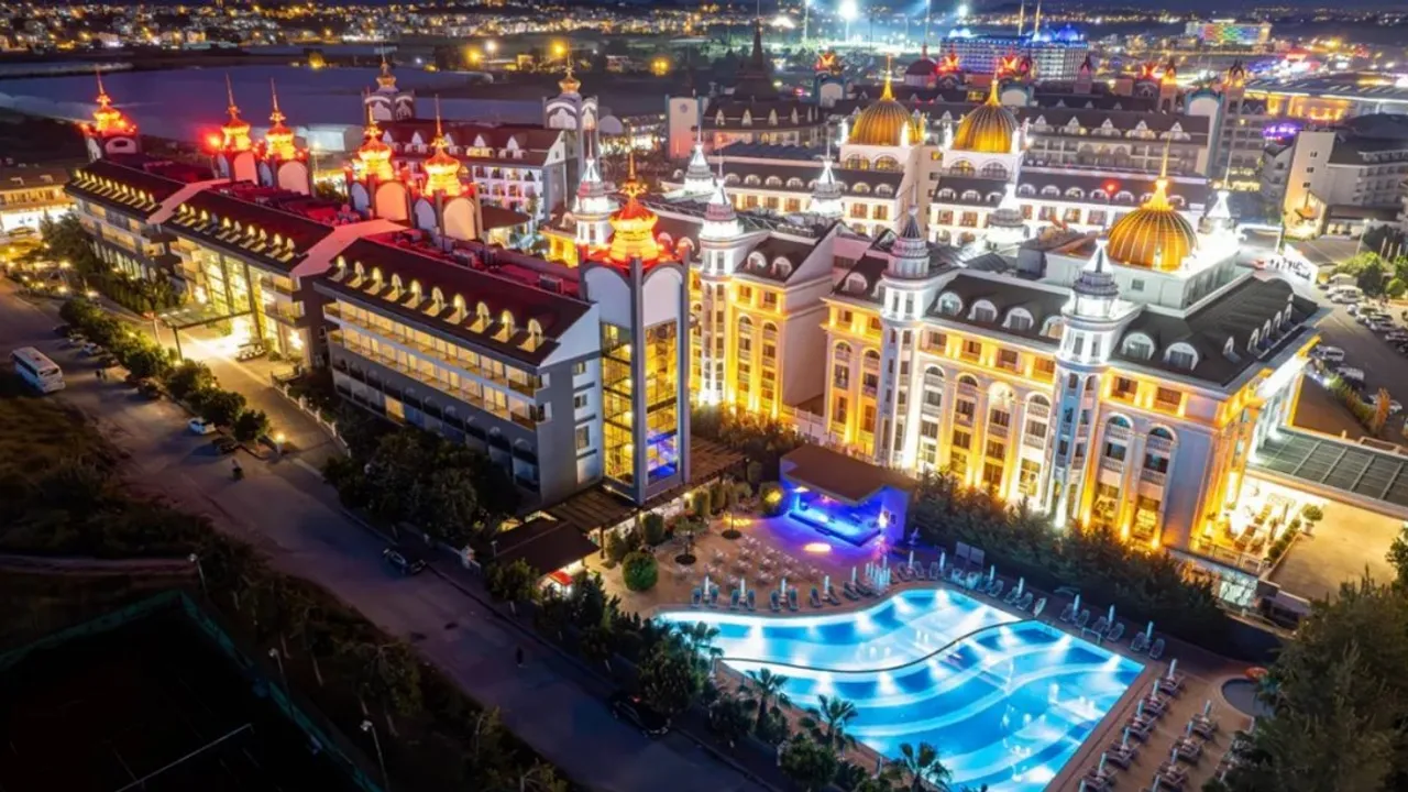 SİDE ROYAL HOTELS GROUP WELL PALACE SİDE HOTEL’İ BÜNYESİNE KATTI