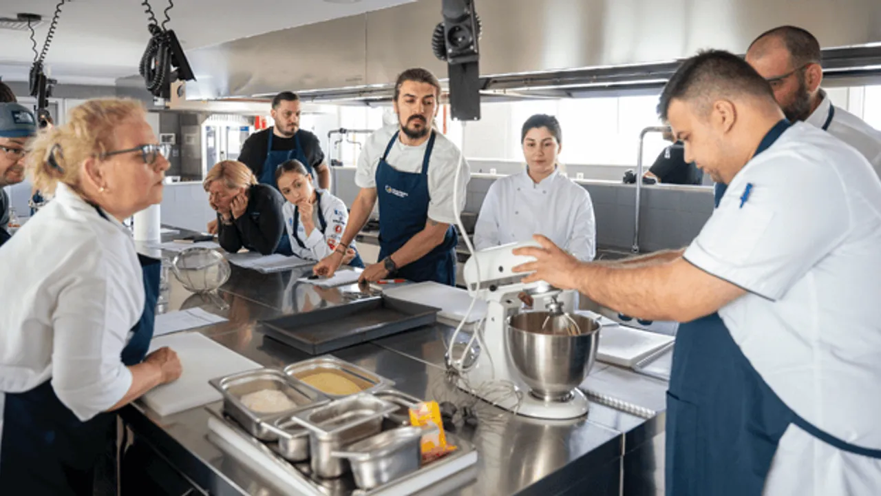 GASTRONOMİ TURİZMİNDE KÜLTÜREL KÖPRÜ