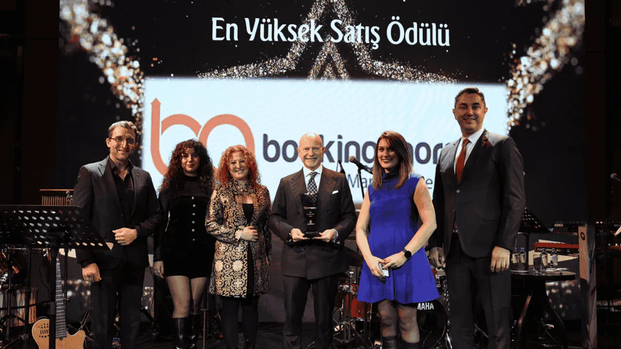 BOOKINGAGORA’YA EMIRATES’TEN “EN YÜKSEK SATIŞ” ÖDÜLÜ