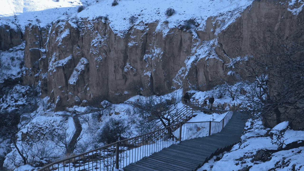 IHLARA VADİSİ’Nİ BİR YILDA YARIM MİLYONDAN FAZLA TURİST GEZDİ