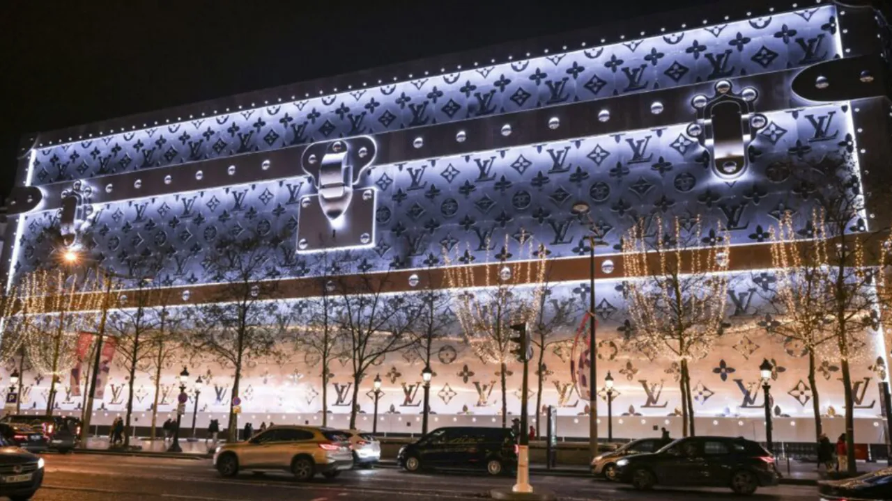 LÜKS MODA DEVİ LOUIS VUITTON KENDİ OTELİNİ AÇIYOR