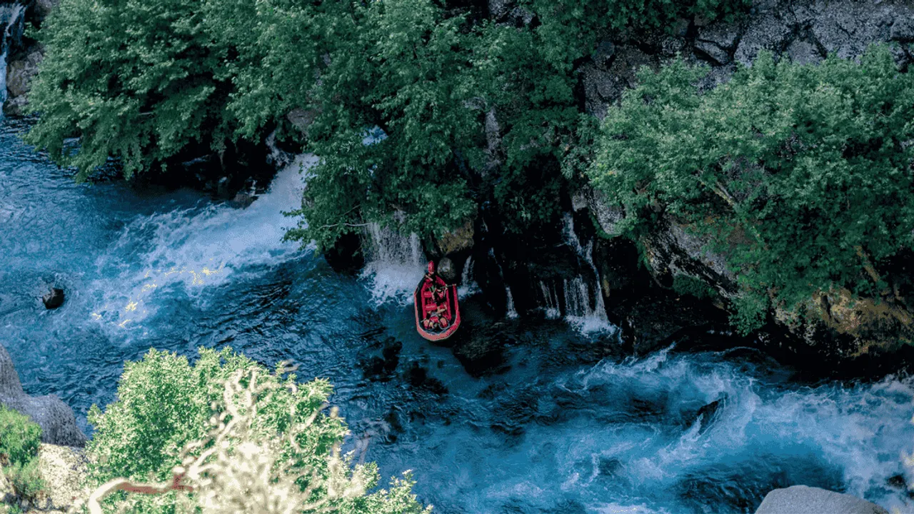 MANAVGAT'TA İHALESİ YAPILAMAYAN SU SPORLARI NOKTALARI KAPATILDI
