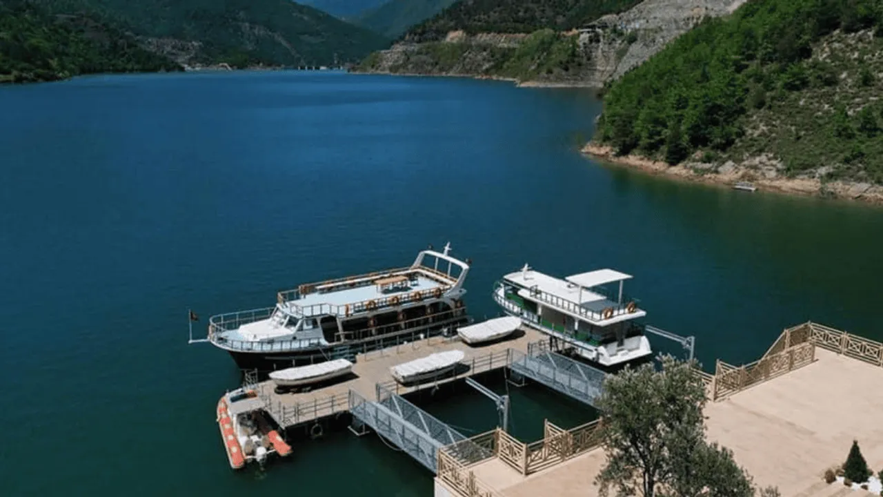 ARTVİN'DE 'BARAJ TURİZMİ'