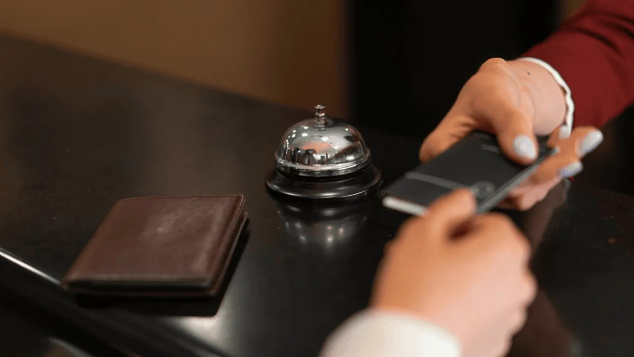 OTELLERDE KİMLİK FOTOKOPİSİ DÖNEMİ RESMEN SONA ERİYOR