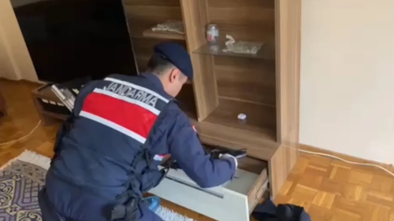 SAHTE REZERVASYON TUZAKLARINA AĞIR DARBE: AMASYA'DA 6 TUTUKLAMA