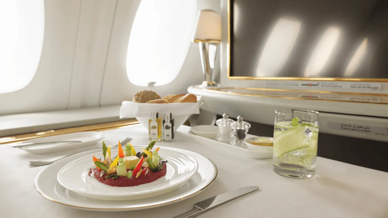 EMİRATES, 2027’DE YENİ VEGAN KONSEPTİNİ UÇUŞLARA TAŞIYACAK