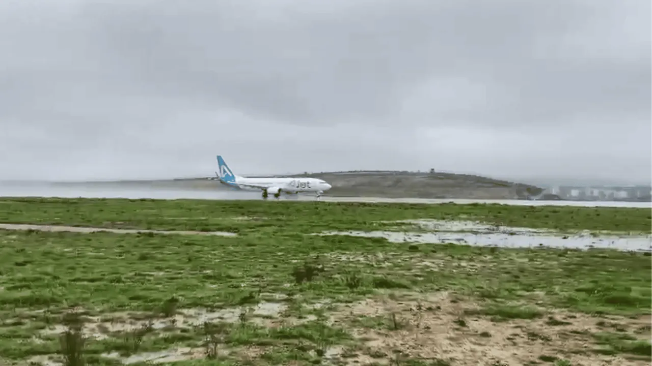 İSTANBUL’DA HAVA TRAFİĞİ NORMALE DÖNDÜ