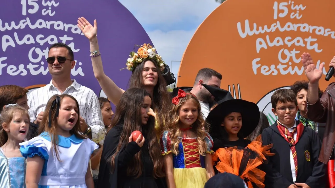 ALAÇATI OT FESTİVALİ’NDE GASTRONOMİ VE KÜLTÜR BULUŞTU