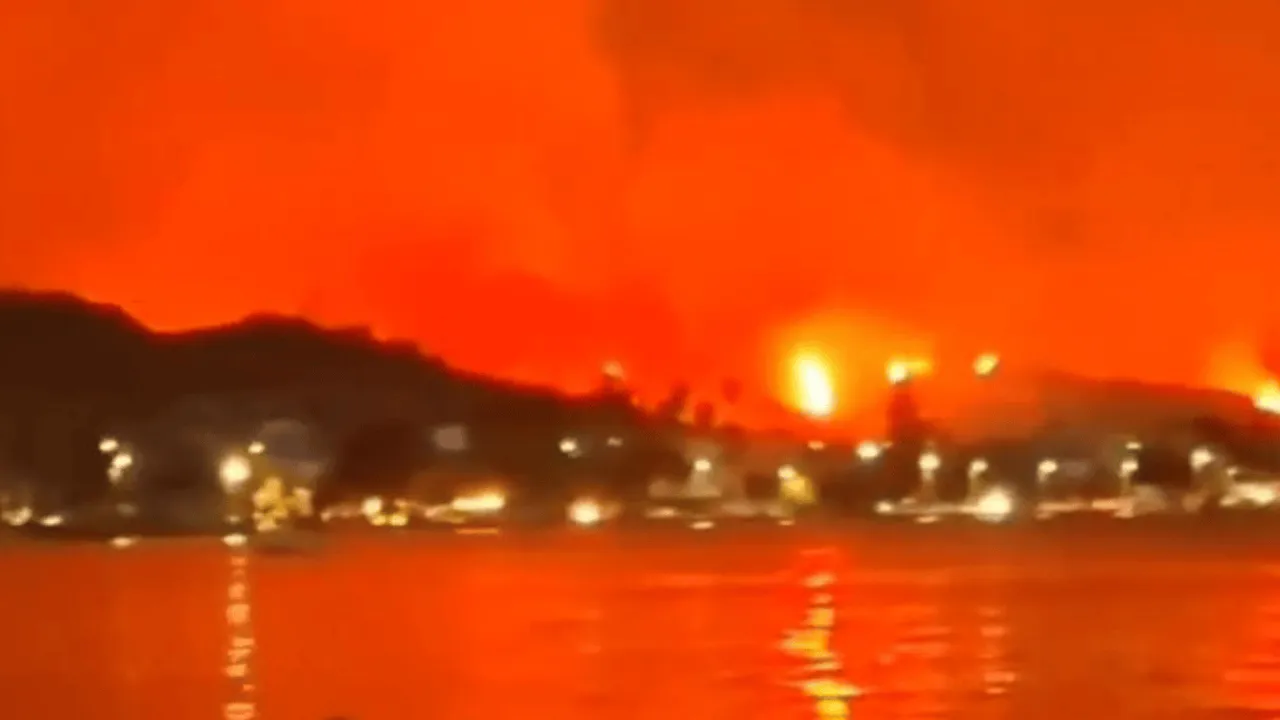 YUNANİSTAN'DA ORMAN YANGINLARI DEVAM EDİYOR