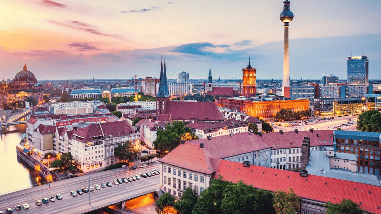 ALMANYA’DA 65 BİN KİŞİLİK AÇIK: AVRUPA TÜRK TURİZMCİLERİ ARIYOR