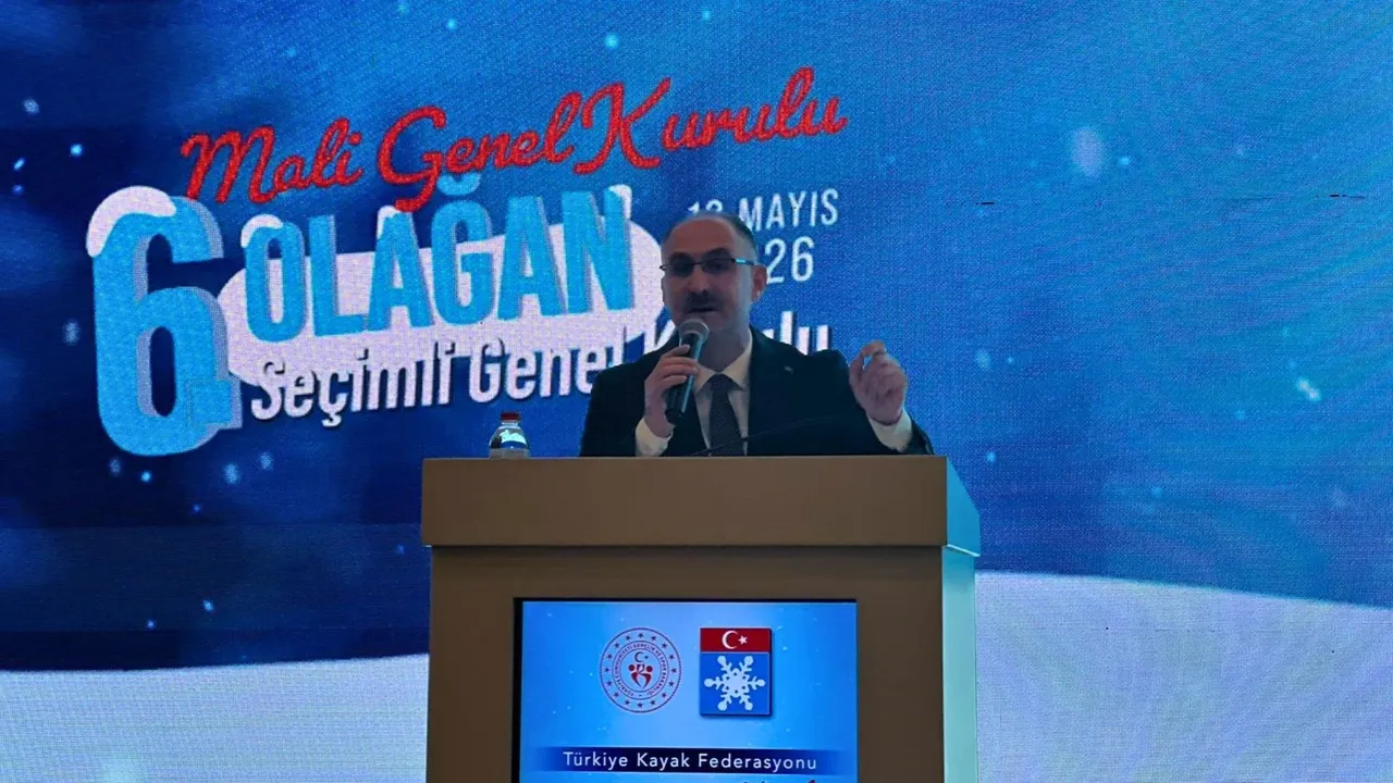 SÜLEYMAN ŞAHİN YENİDEN TÜRKİYE KAYAK FEDERASYONU BAŞKANI OLDU