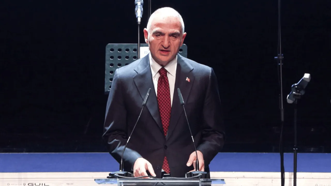 BAKAN ERSOY: TURİZM GELİRLERİNDEKİ 5 KATLIK YÜKSELİŞ BİR BAŞARI ÖYKÜSÜ