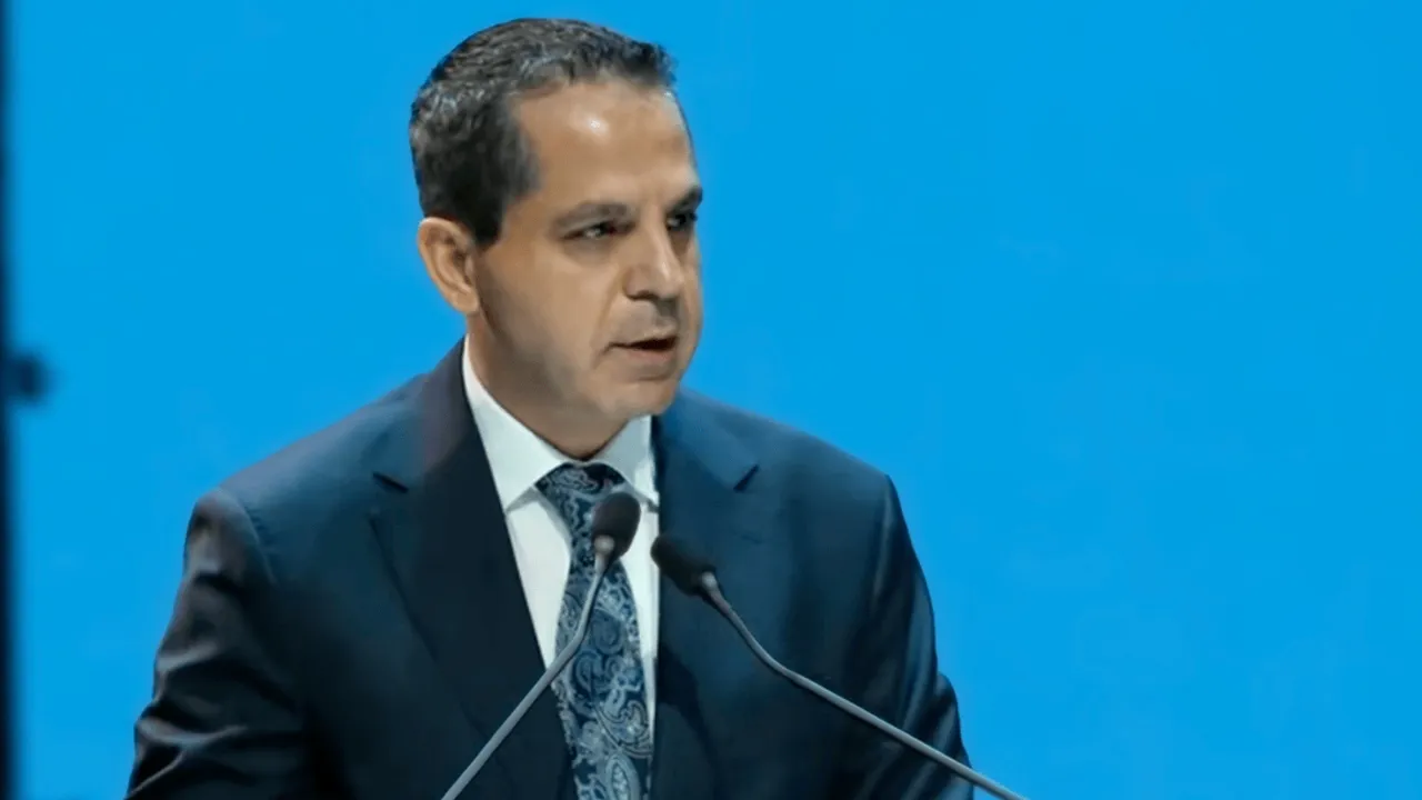 YAĞCI: “YENİ KAPASİTE YERİNE ÜRÜNLERİMİZİ DÖNÜŞTÜRMEYE ODAKLANMALIYIZ”